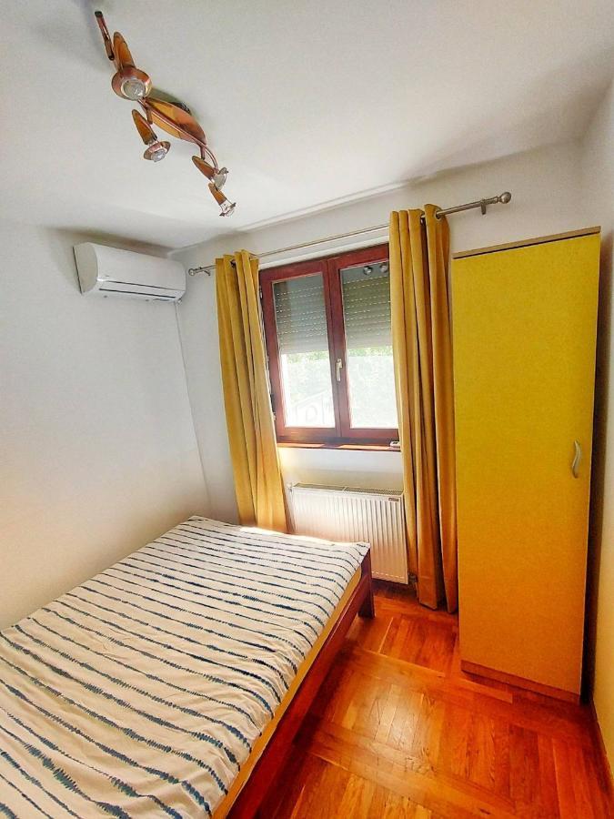 Plavi Apartman Airport Belgrade Extérieur photo
