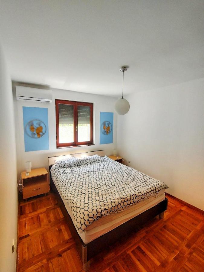 Plavi Apartman Airport Belgrade Extérieur photo